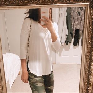 Aritzia - Babaton White Top